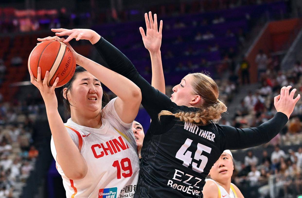 中国女篮与澳大利亚头名晋级4强半决赛大概率战日本的简单介绍
