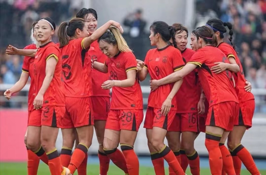 B体育-奋勇拼搏！女足比赛焕发新生！(女足快讯)